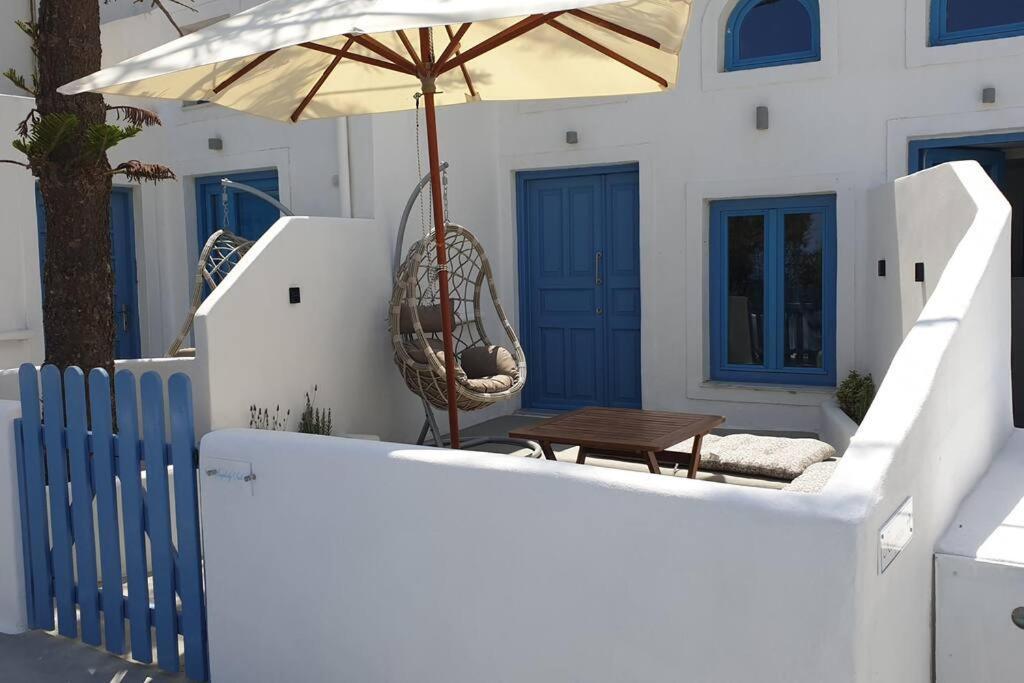 Euphoria Suites & Deluxe Studios Fira  Exterior photo